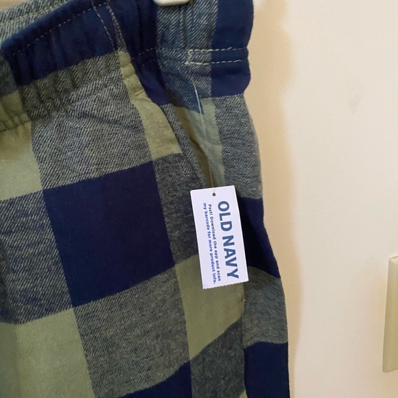 OLD NAVY MENS GINGHAM PLAID OLIVE GREEN AND BLACK FLEECE PAJAMAS SIZE L NWT - Picture 3 of 5